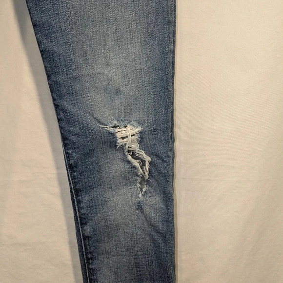 Madewell women's 9" high rise skinny jeans # J0513 , destructed hem , size 25 - Picture 3 of 10